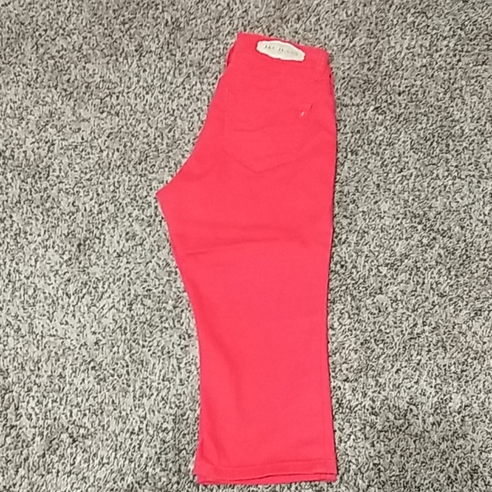 J&C Jeans Boutique Capris Coral